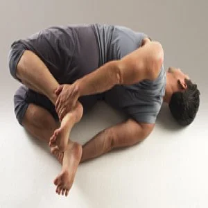 Parsva Dhanurasana