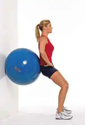 Wall-Ball-Squat